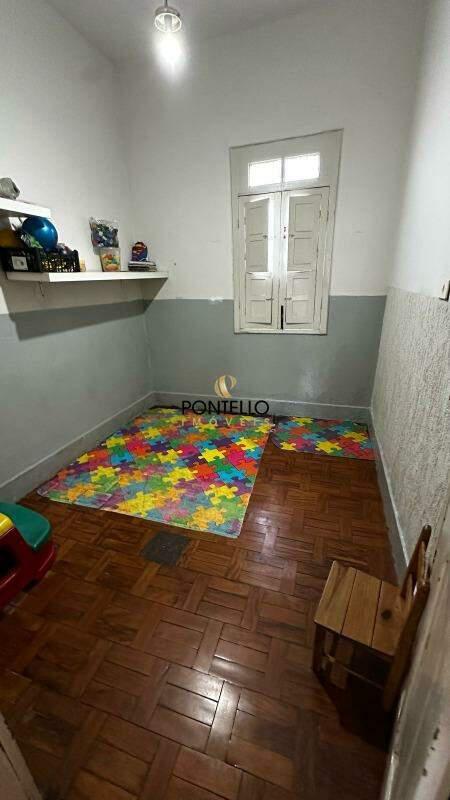Casa, Centro, 0 Quarto, 1 Vaga