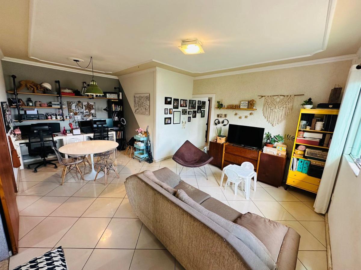 Casa, Trevo, 3 Quartos, 4 Vagas, 1 Suíte