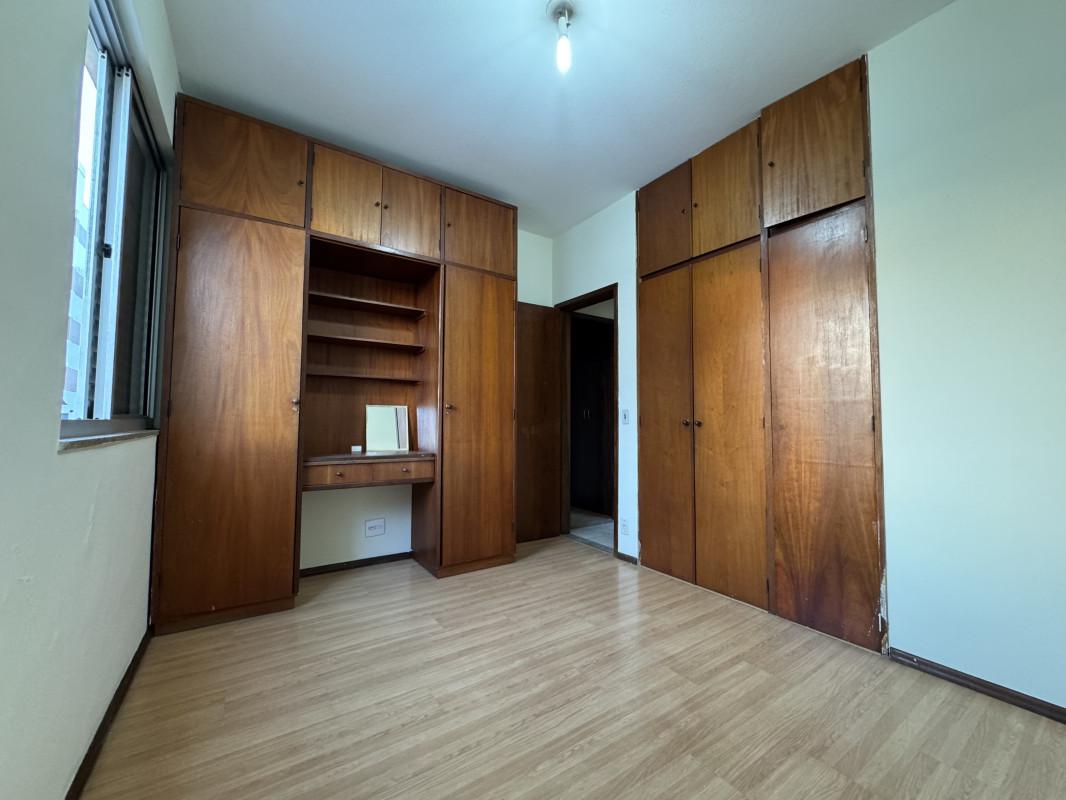 Apartamento, Sagrada Família, 3 Quartos, 2 Vagas, 1 Suíte