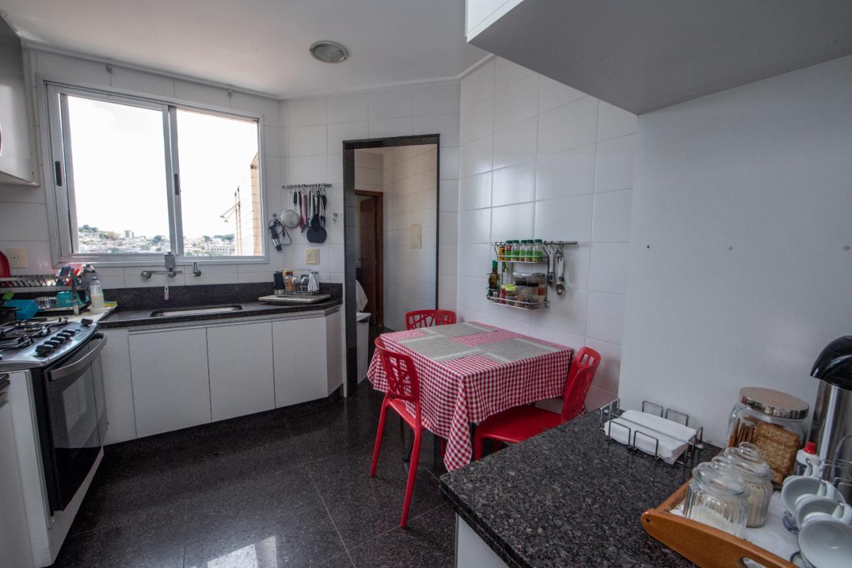 Cobertura, Nova Floresta, 4 Quartos, 3 Vagas, 1 Suíte