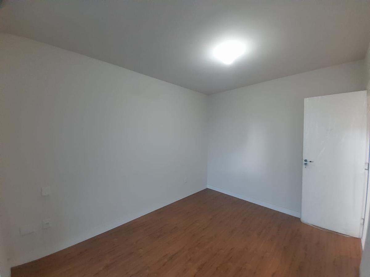 Casa, Floramar, 3 Quartos, 2 Vagas, 1 Suíte