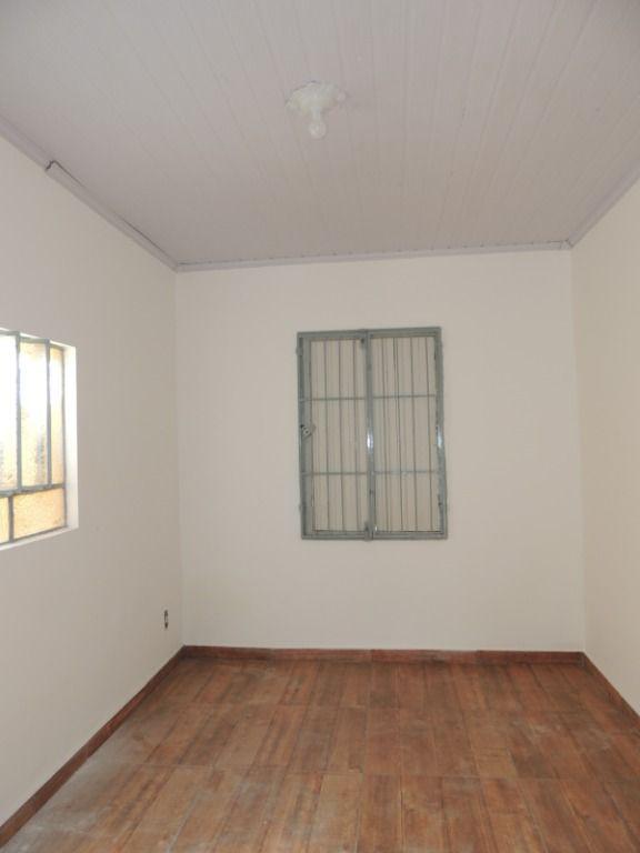 Casa, Centro, 5 Quartos, 0 Vaga