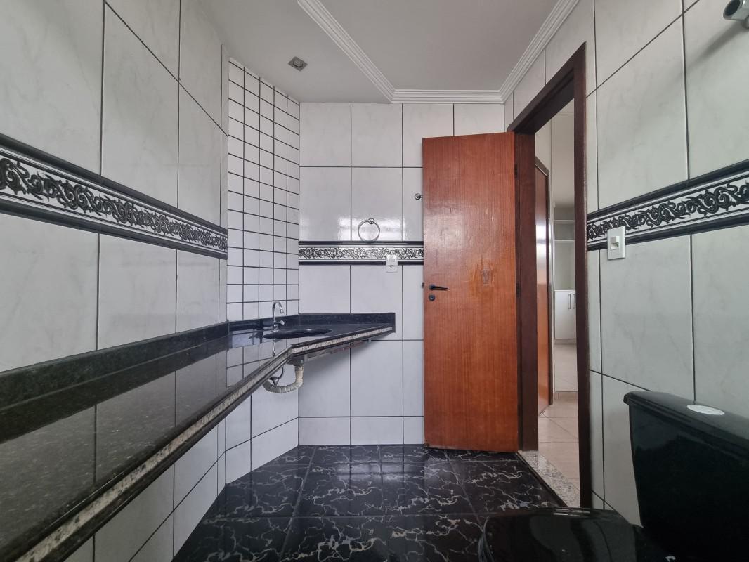 Cobertura, Jardim Riacho das Pedras, 4 Quartos, 2 Vagas, 1 Suíte