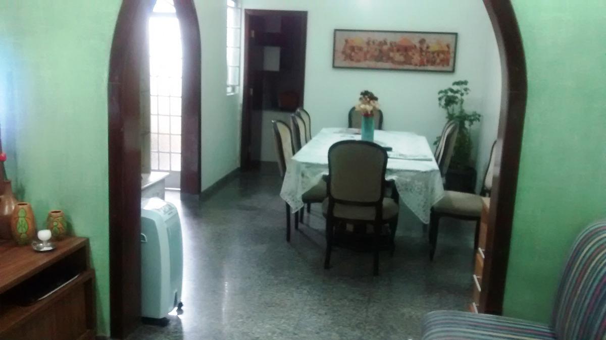 Casa, Caiçaras, 4 Quartos, 3 Vagas, 1 Suíte