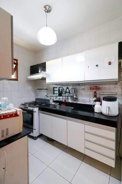 Casa, Buritis, 2 Quartos, 2 Vagas, 1 Suíte