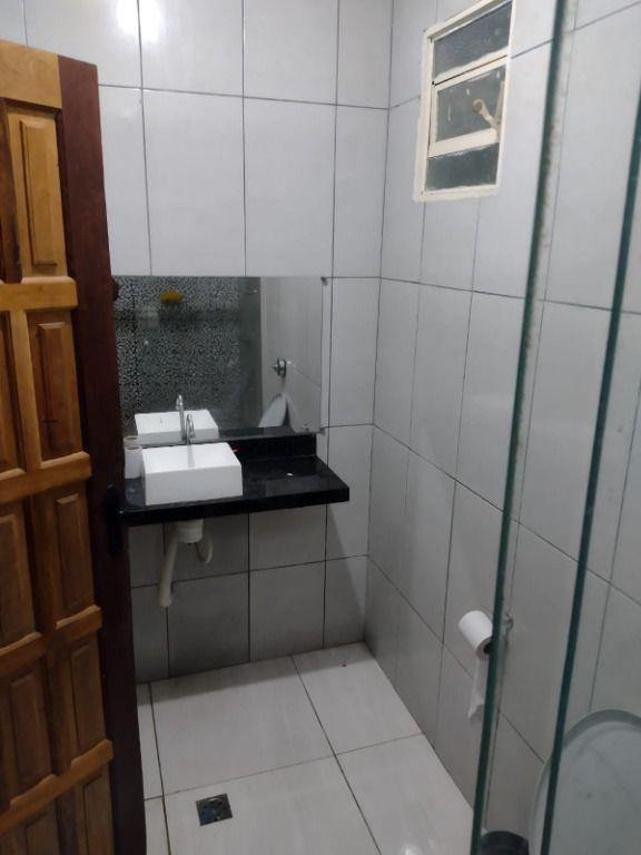 Casa, Santo Antônio (roça Grande), 4 Quartos, 4 Vagas