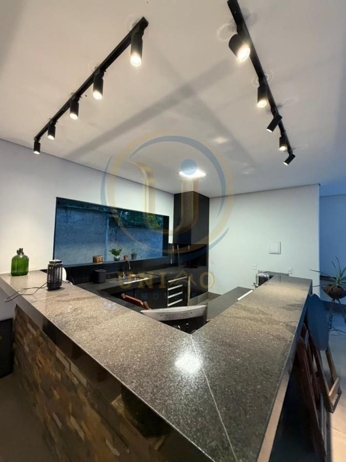 Casa, Copacabana, 3 Quartos, 4 Vagas, 2 Suítes