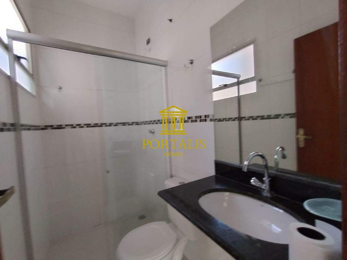 Casa, Aparecida, 3 Quartos, 1 Vaga, 1 Suíte