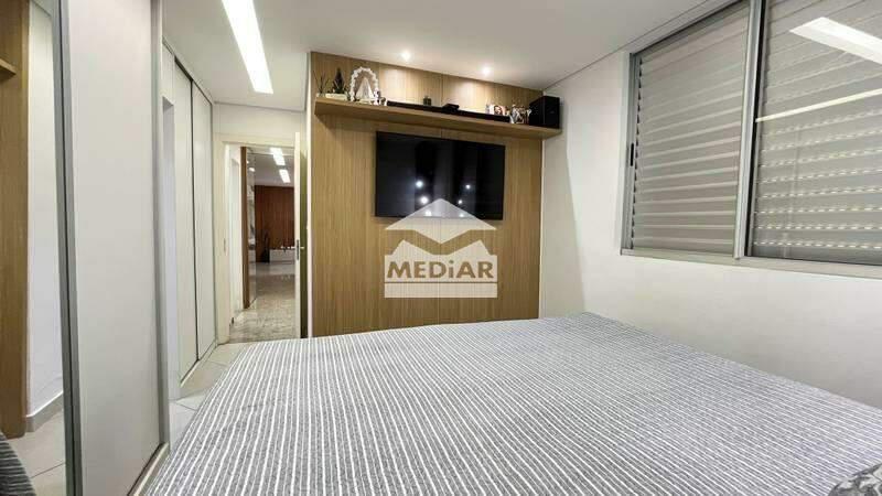 Apartamento, Castelo, 3 Quartos, 3 Vagas, 1 Suíte