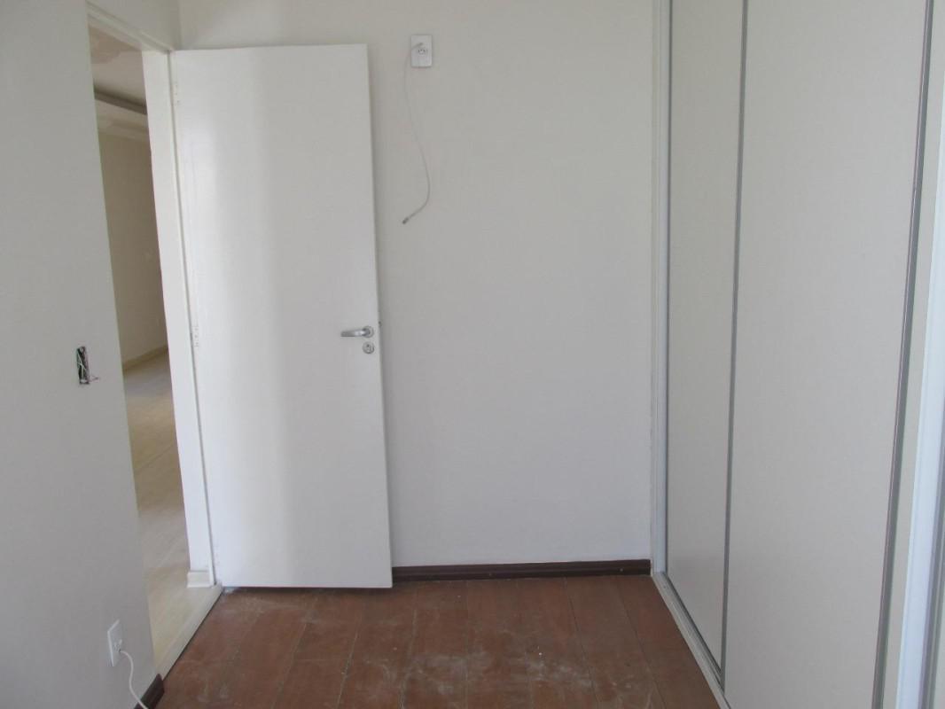 Apartamento, Sagrada Família, 3 Quartos, 1 Vaga