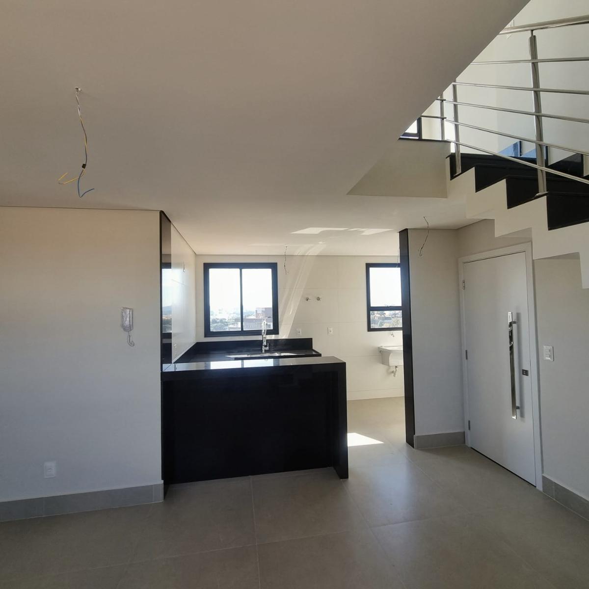 Cobertura, Planalto, 4 Quartos, 2 Vagas, 2 Suítes
