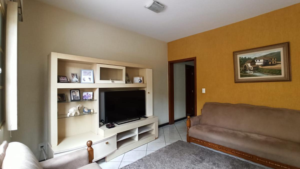 Casa, Jardim Pirineus, 4 Quartos, 5 Vagas, 1 Suíte