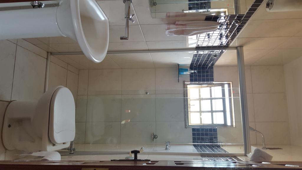 Casa, Goiânia, 6 Quartos, 8 Vagas, 4 Suítes