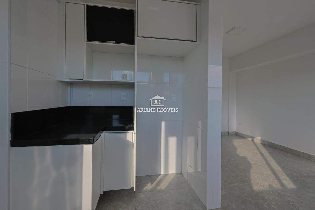 Apartamento, Vila Paris, 2 Quartos, 0 Vaga, 2 Suítes