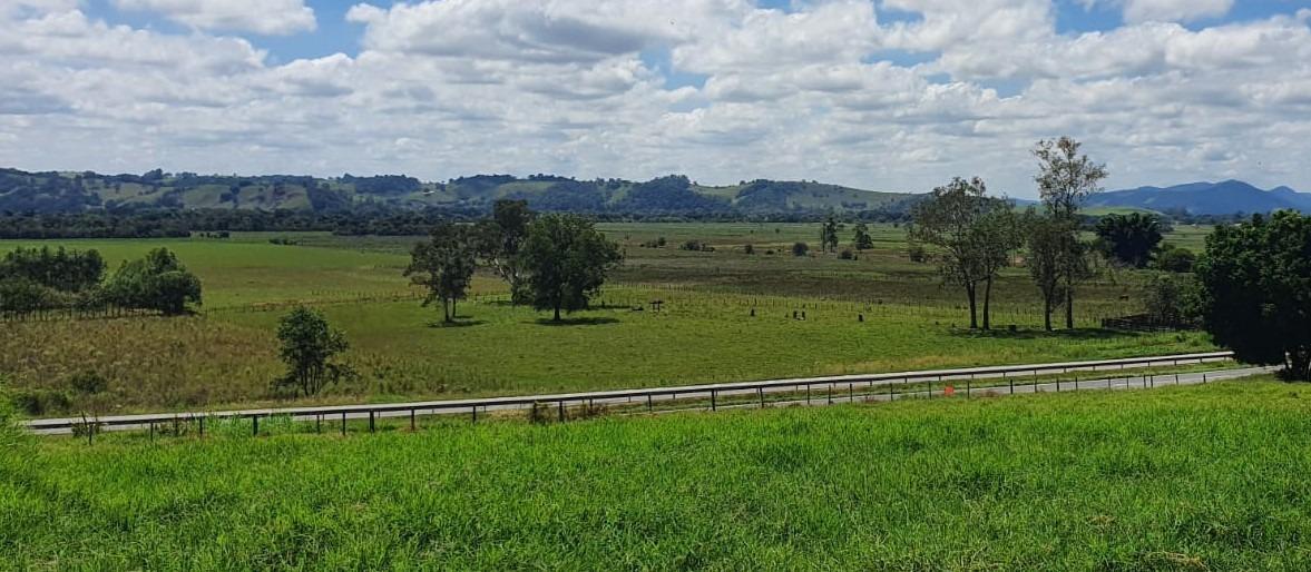 Fazenda, Centro, 4 Quartos, 2 Vagas, 1 Suíte