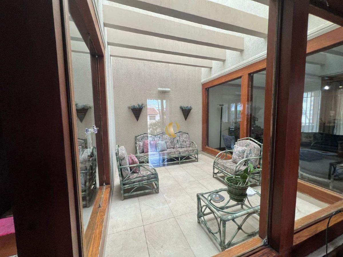 Casa, Jardim Cambuí, 6 Quartos, 8 Vagas, 4 Suítes