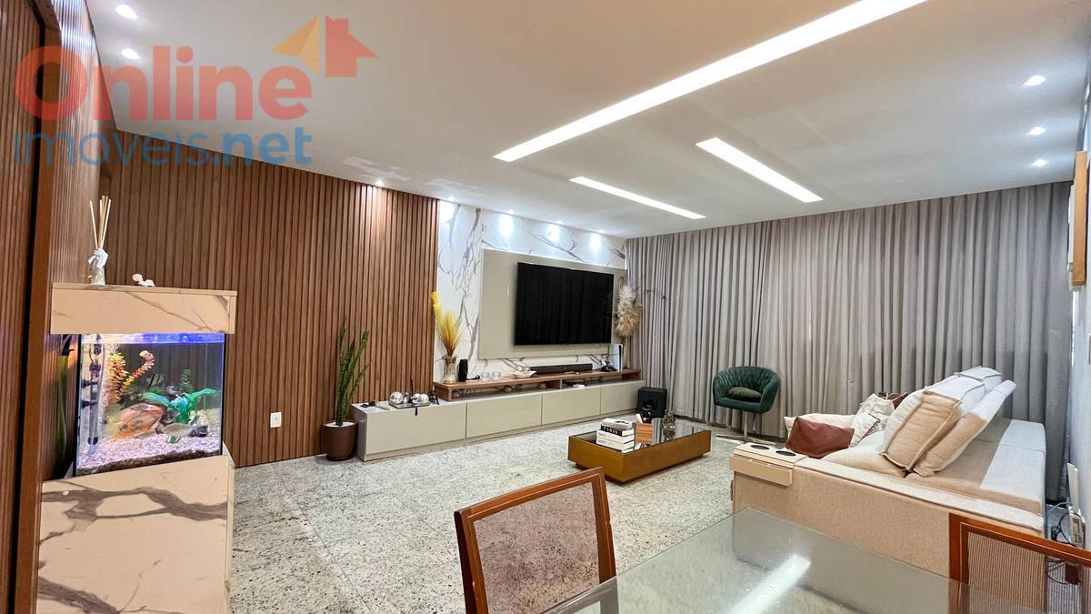 Apartamento, Castelo, 3 Quartos, 0 Vaga, 1 Suíte