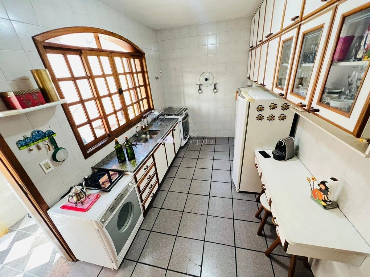 Casa, Santa Amélia, 4 Quartos, 2 Vagas, 1 Suíte