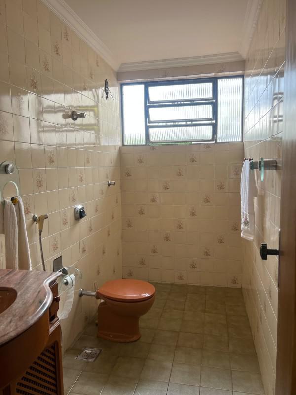 Casa, Luxemburgo, 4 Quartos, 3 Vagas, 2 Suítes
