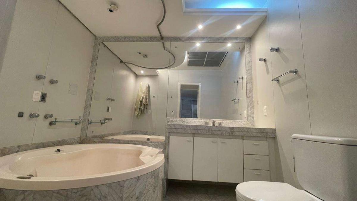 Cobertura, Funcionários, 3 Quartos, 2 Vagas, 1 Suíte