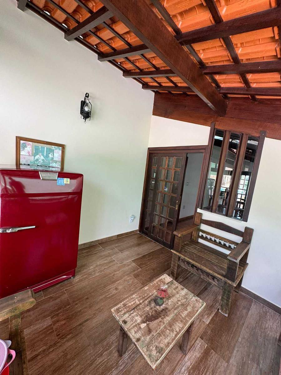 Casa, Sagrada Família, 6 Quartos, 2 Vagas, 2 Suítes