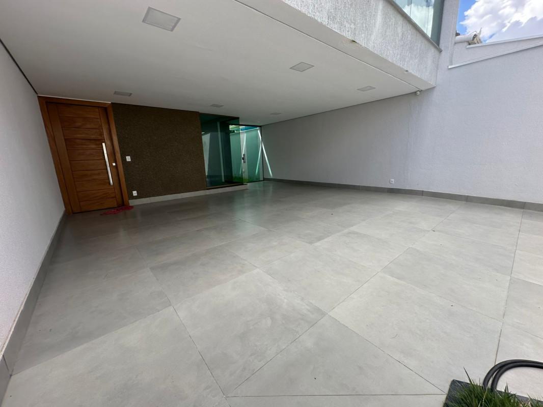 Casa, Espírito Santo, 3 Quartos, 4 Vagas, 1 Suíte