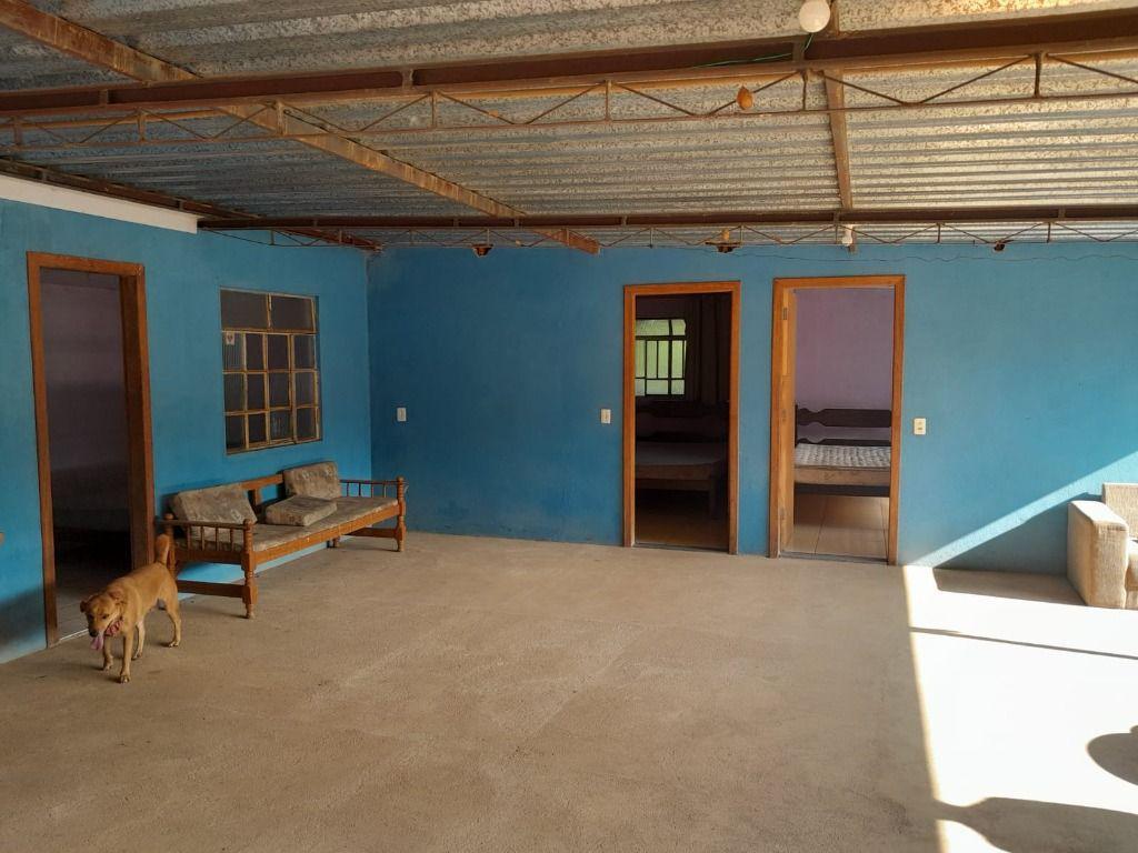 Fazenda, Pompeu, 5 Quartos, 2 Vagas