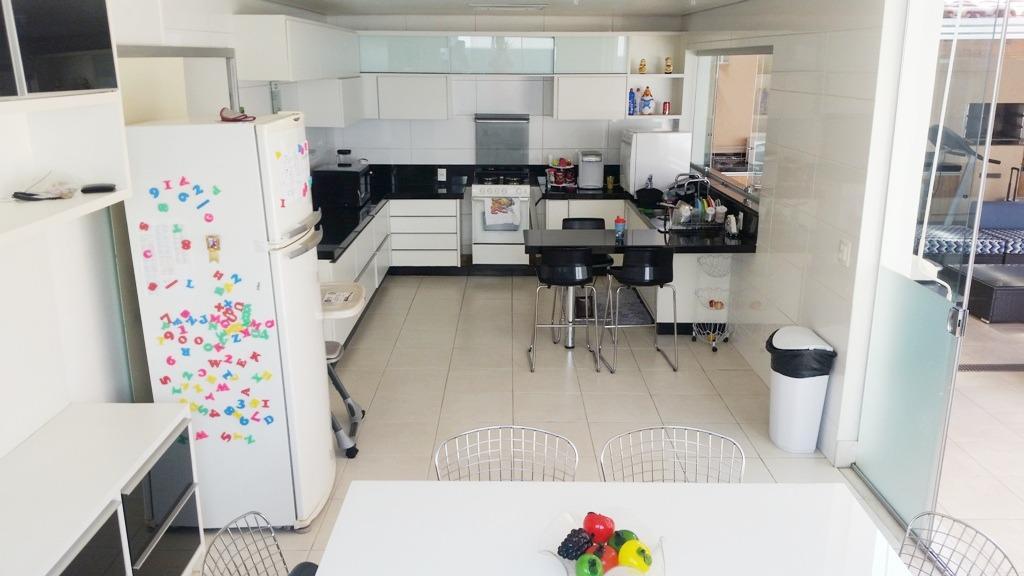 Casa, Itapoã, 4 Quartos, 4 Vagas, 2 Suítes