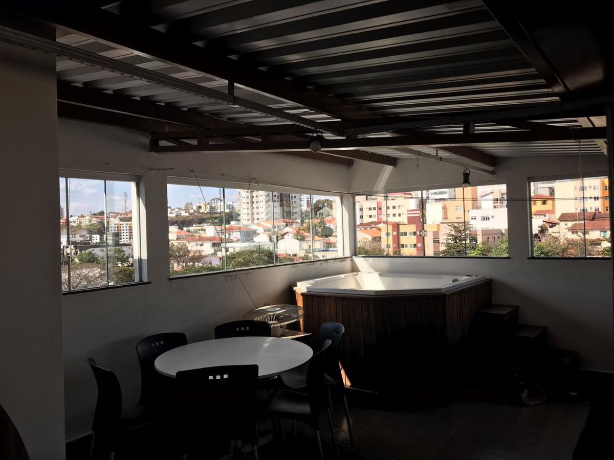 Casa, Centro, 6 Quartos, 2 Vagas, 1 Suíte