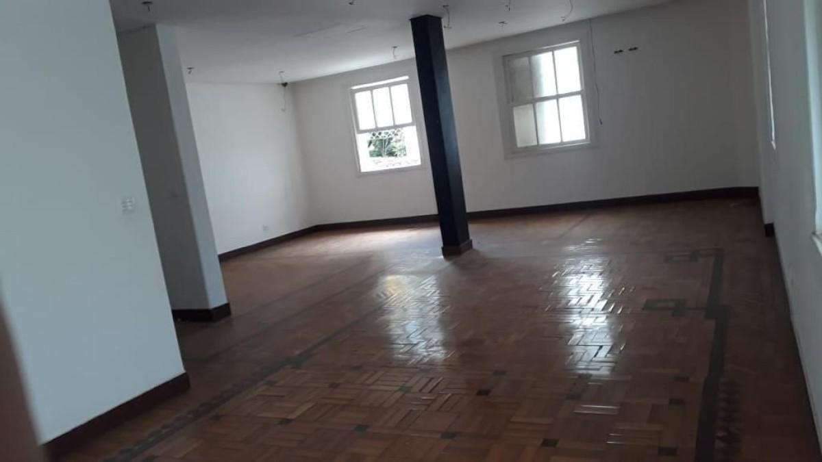 Casa Comercial, Funcionários, 3 Quartos, 0 Vaga