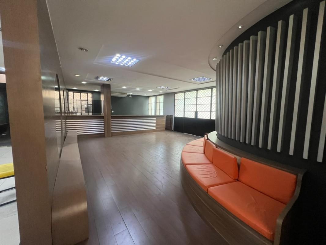 Andar, Centro, 0 Quarto, 0 Vaga