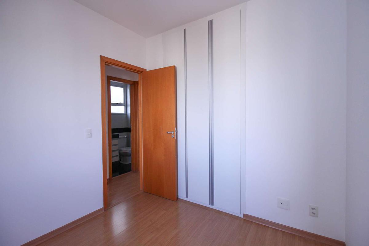 Apartamento, Serra, 2 Quartos, 2 Vagas, 1 Suíte