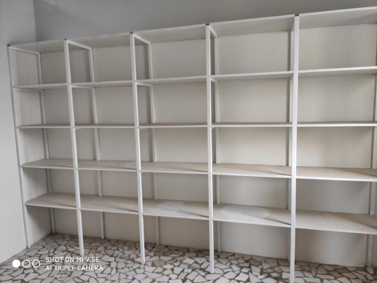 Prédio, Centro, 0 Quarto, 0 Vaga