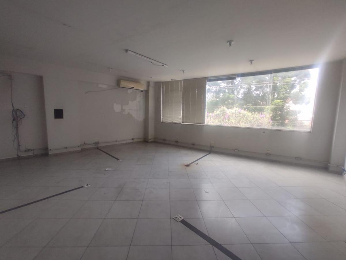 Prédio, Santa Cruz, 0 Quarto, 6 Vagas