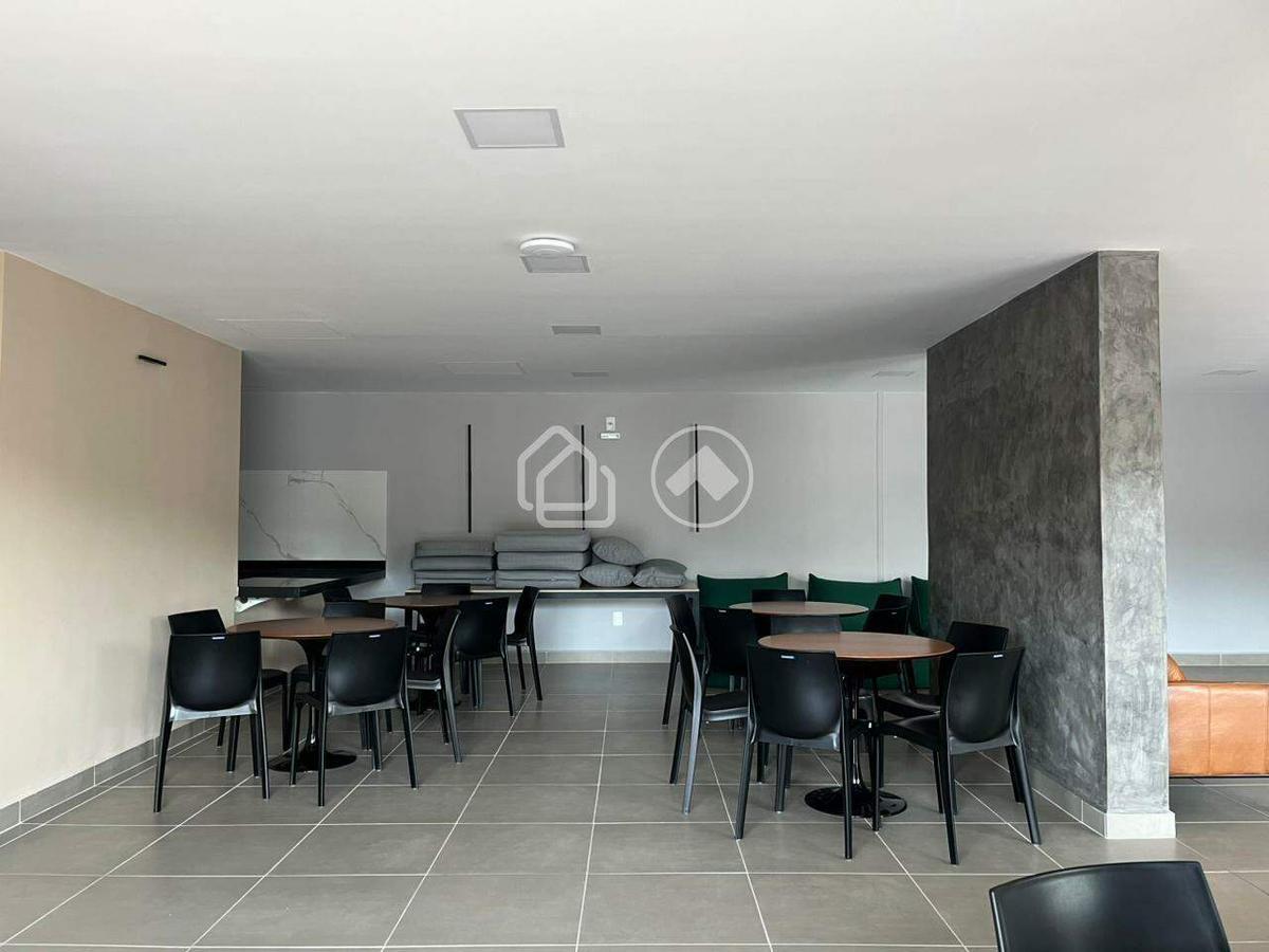 Apartamento, Estoril, 2 Quartos, 1 Vaga, 1 Suíte