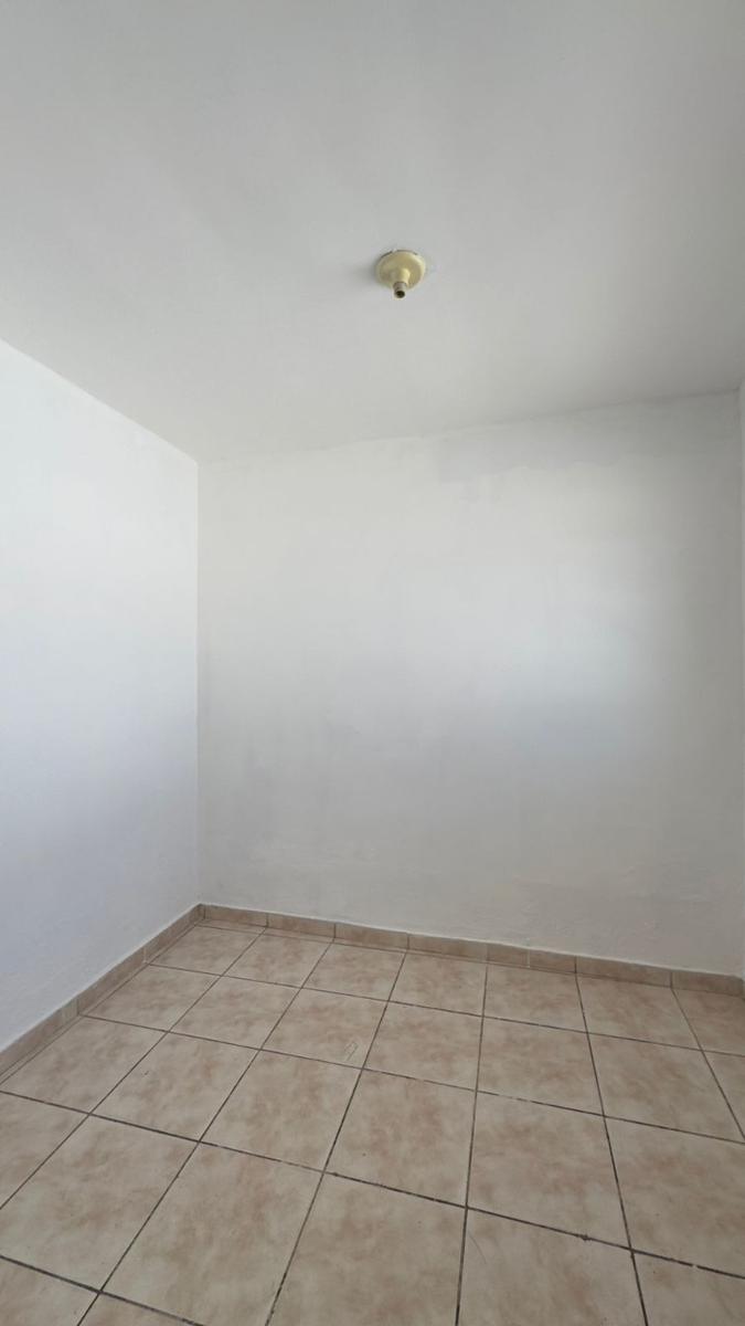 Casa, Fernão Dias, 3 Quartos, 0 Vaga, 1 Suíte