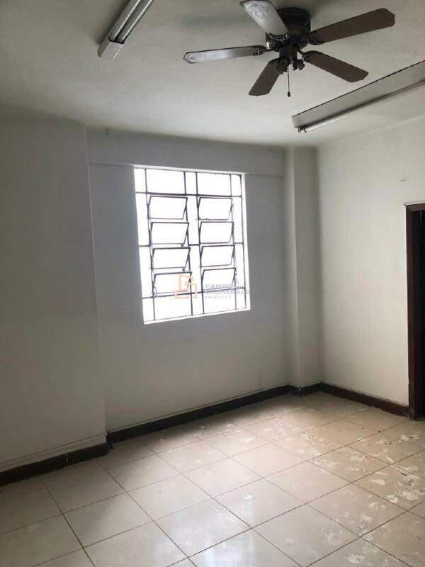 Sala, Centro