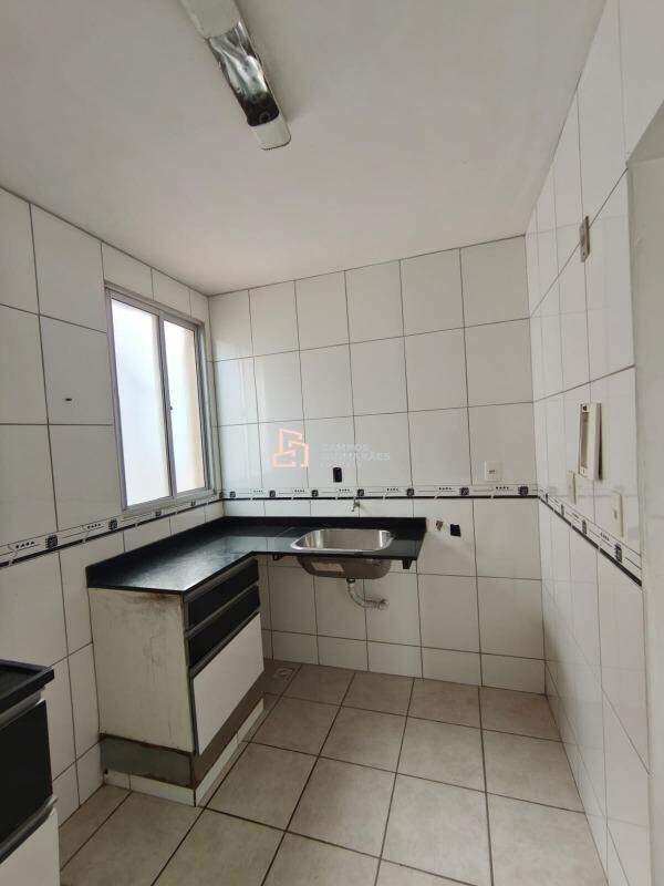 Casa, Solar do Barreiro, 2 Quartos, 1 Vaga