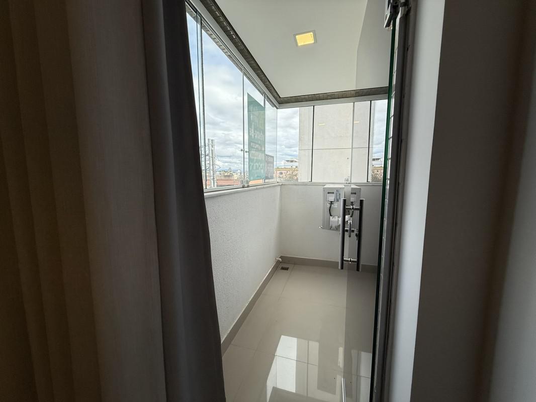 Apartamento, Angola, 3 Quartos, 2 Vagas, 1 Suíte