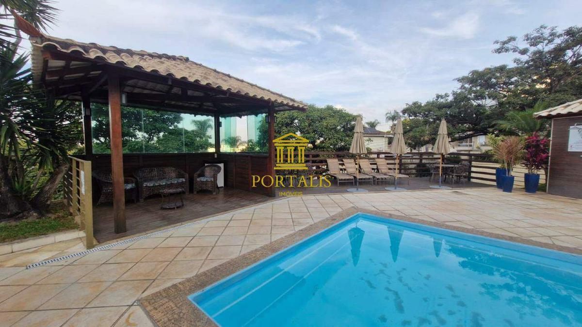 Casa, Cabral, 3 Quartos, 2 Vagas, 1 Suíte