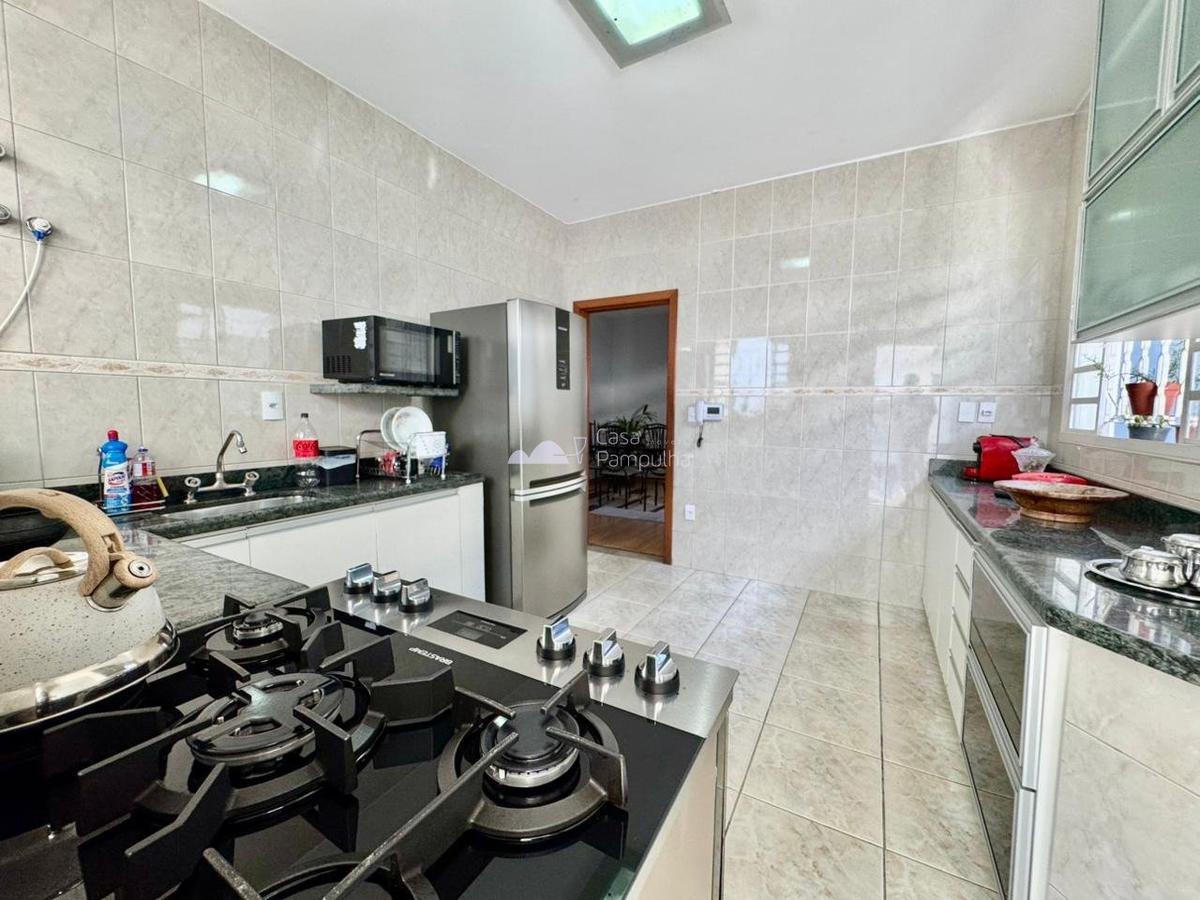 Casa, Itapoã, 4 Quartos, 4 Vagas, 1 Suíte