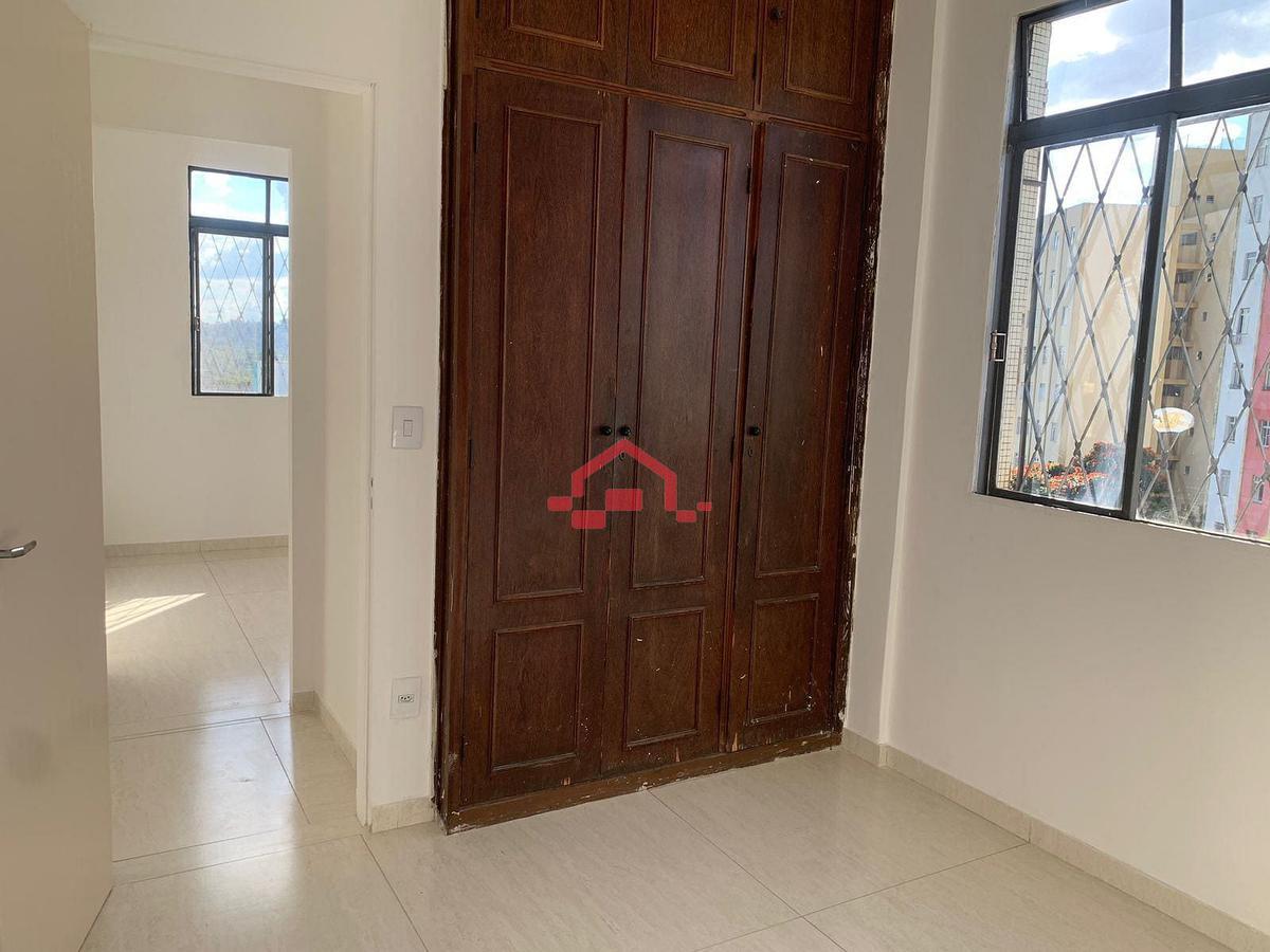 Apartamento, Nova Cachoeirinha, 3 Quartos, 0 Vaga