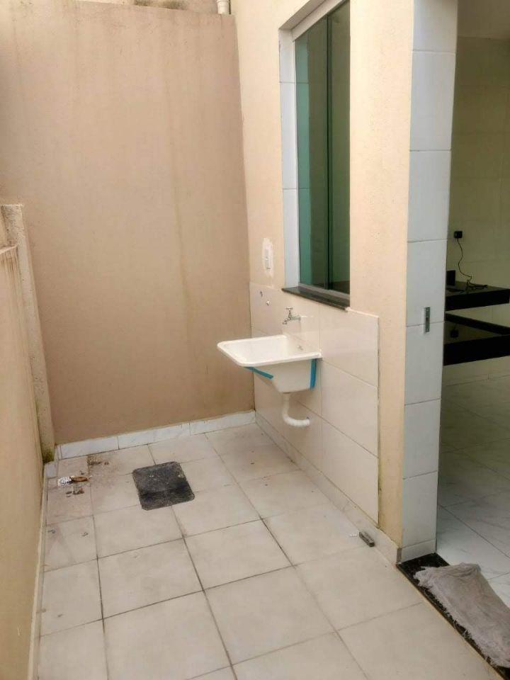 Casa, Jardim Laguna, 2 Quartos, 2 Vagas, 1 Suíte