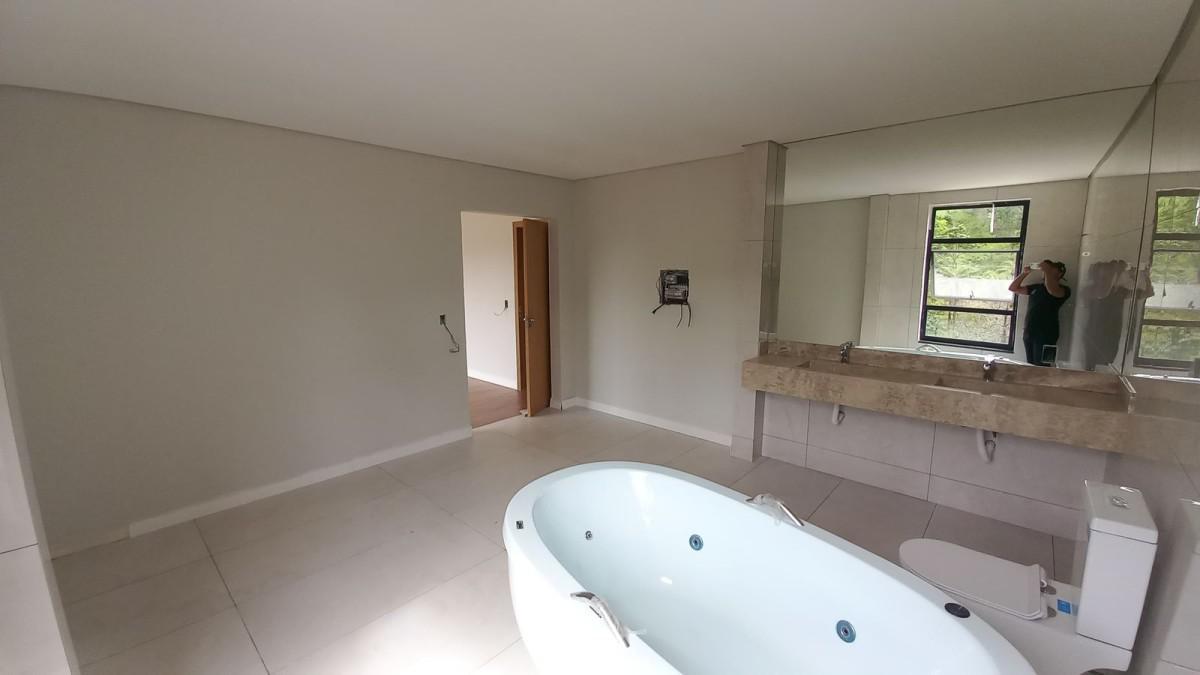 Casa, Lagoinha de Fora, 3 Quartos, 4 Vagas