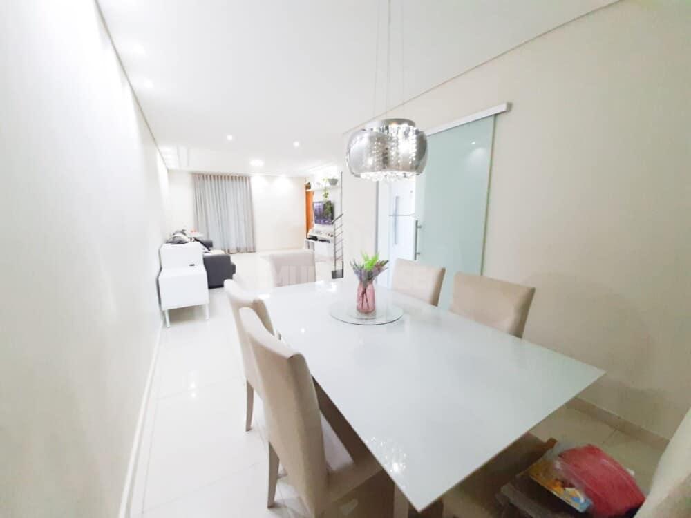 Casa, Trevo, 3 Quartos, 0 Vaga, 1 Suíte
