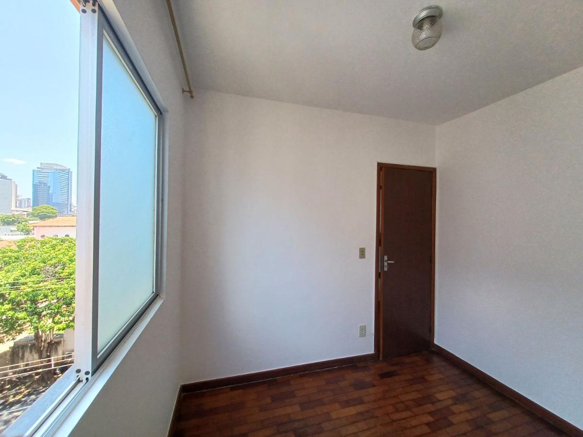 Apartamento, Floresta, 2 Quartos, 1 Vaga, 1 Suíte