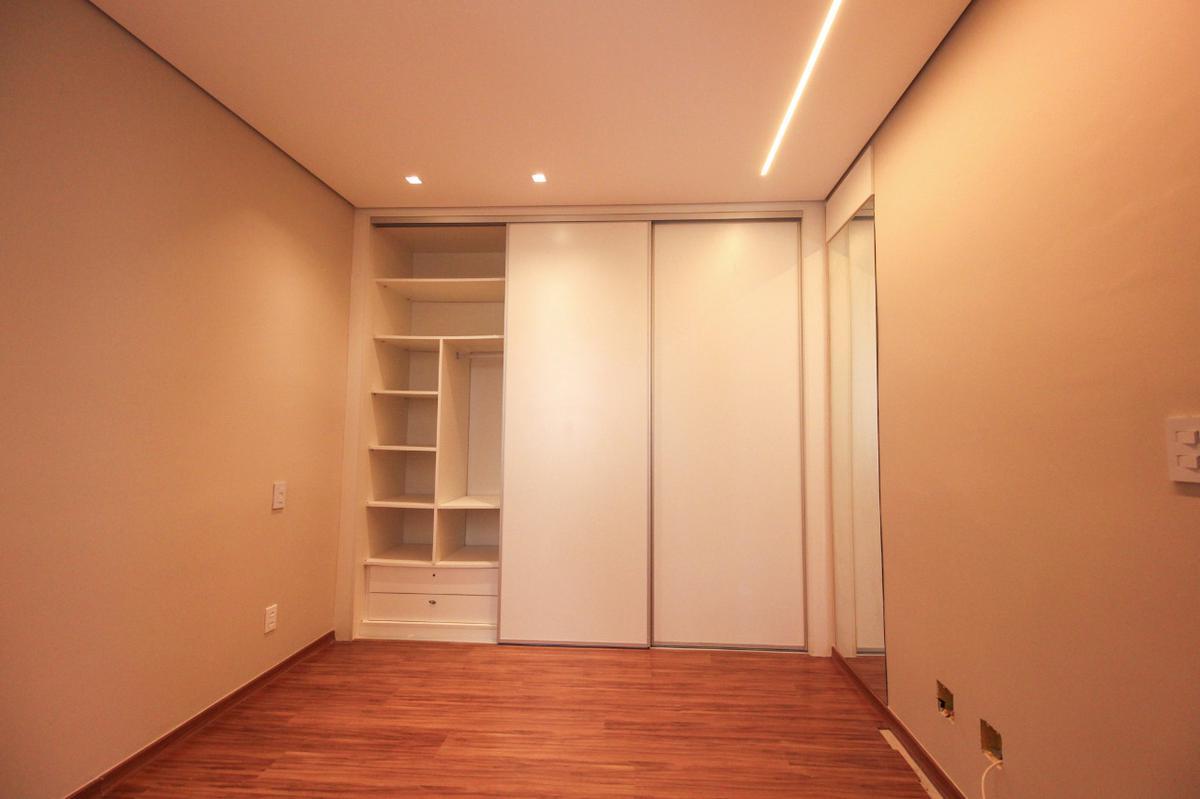 Apartamento, Sagrada Família, 3 Quartos, 2 Vagas, 1 Suíte