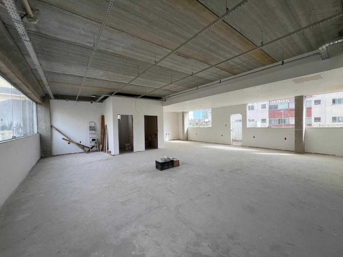 Andar, Castelo, 0 Quarto, 0 Vaga