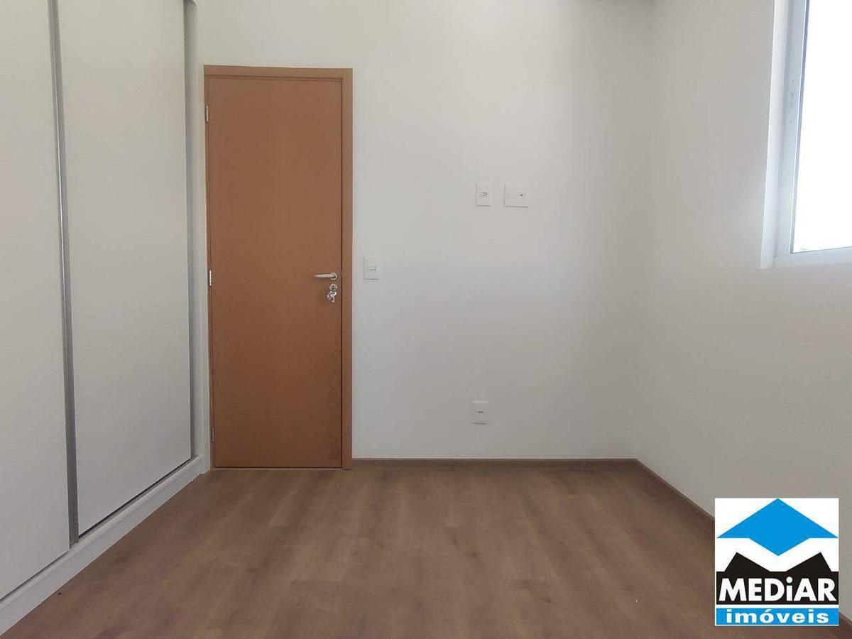 Apartamento, Colégio Batista, 2 Quartos, 1 Vaga