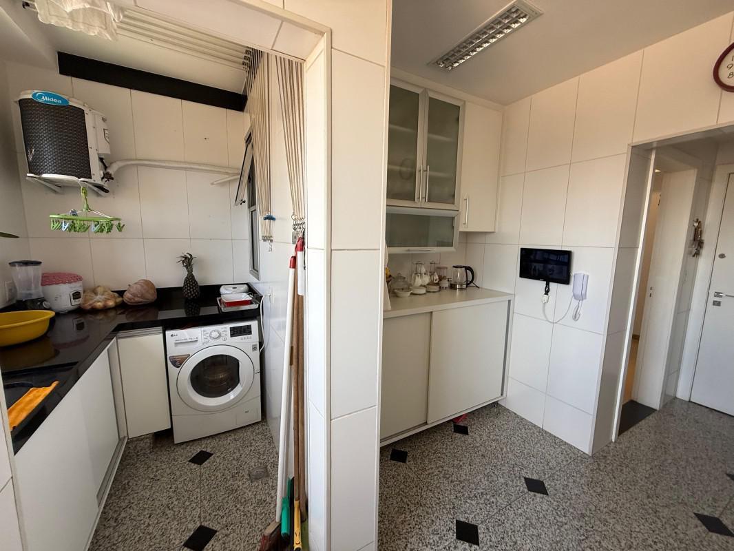 Apartamento, Itapoã, 4 Quartos, 3 Vagas, 2 Suítes